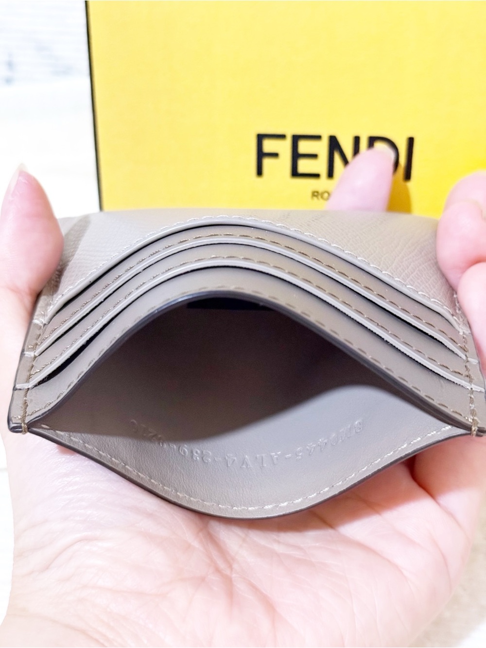 Fendi FF Diamonds Card Case Two-tone Leather Gray Card Holder - Picture 10 of 14